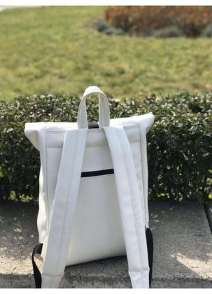Женский рюкзак белый ролл8 фото
