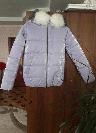 Курточка 46 р зима ліловий фіолетовий колір