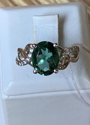Серебряное кольцо , перстень зеленый кварц и цирконий
