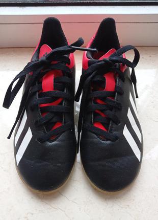 Оригінальні кросівки adidas2 фото