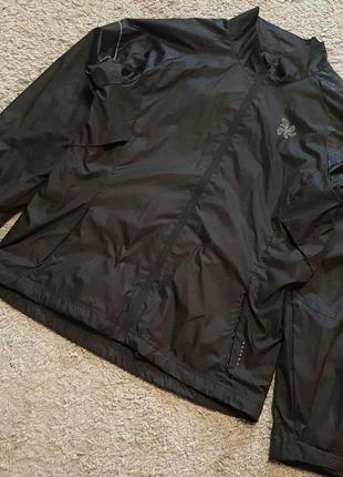 Оригінал.нова,фірмова,спортивна куртка-вітровка на мембрані extend