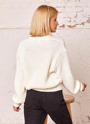 Молочний в'їхав язаний светр на ґудзиках3 фото