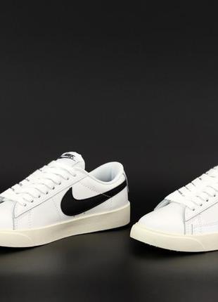 Жіночі кросівки nike blazer