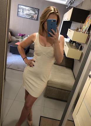 Бандажное платье в стиле herve leger