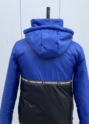Женская короткая демисезонная куртка на силиконе2 фото