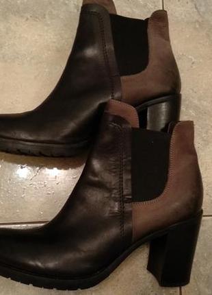 Кожанные ботильоны р.40