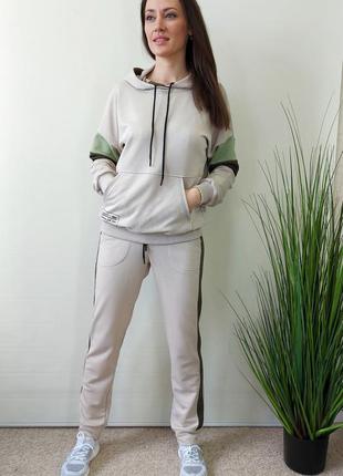 Спортивный прогулочный костюм кенгуру из трикотажа петля (без начесывания)