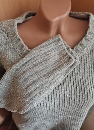 Шикарний светр з люрексом, р. м