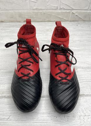 Бутсы adidas predator