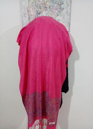 Красивый палантин пашмина