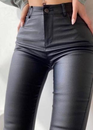 Стильные женские штанишки эко-кожа4 фото