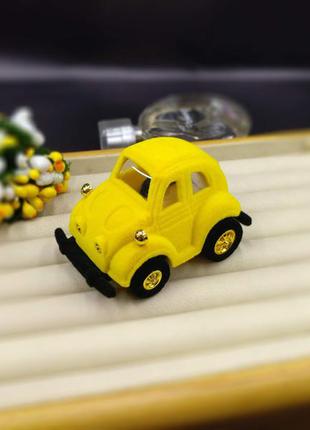 Ювелирная подарочная упаковка футляр коробочка для кольца сережек желтая машина бархатная1 фото