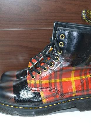 Dr. martens tartan 41р ботинки оригинал кожаные1 фото