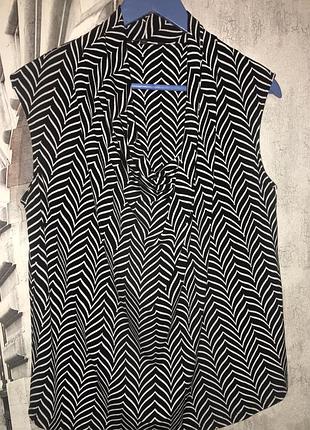 Черно-белая   кофточка фирмы next