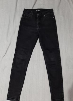Женские джинсы
