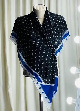 Шовковий хустку шарф