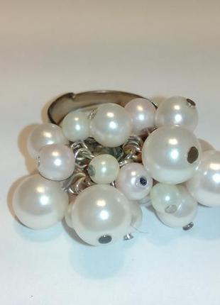 Кольцо с бусинами