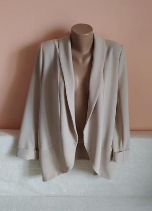 Как новый!очень красивый кардиган-пиджачок р. 2xl.