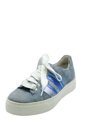 Жіночі кросівки semler