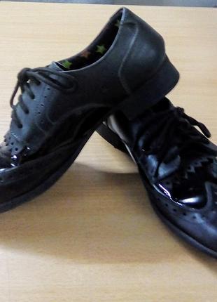 Туфлі дитячі для школи hush puppies