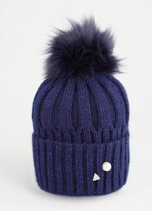 Темно-синя вовняна в'язана шапка з люрексом1 фото