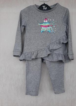 Костюм из акрила  на девочку