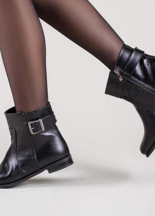 Стильные базовые ботинки на шнурках женские из натуральной кожи от 36 до 41