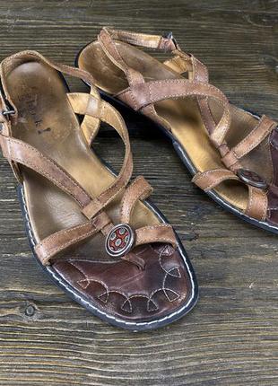 Босоніжки шкіряні, think, якість