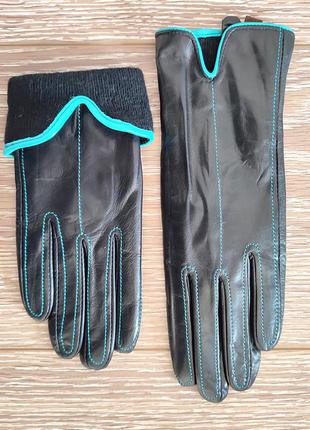 Чорні жіночі сенсорні рукавички з бірюзовими рядками4 фото
