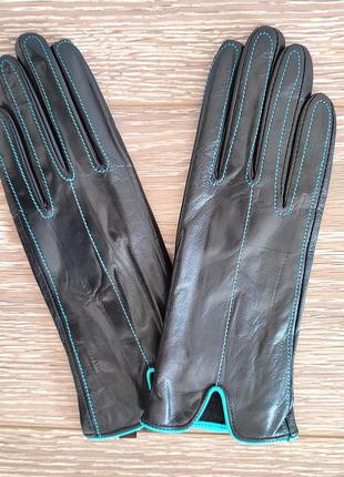 Чорні жіночі сенсорні рукавички з бірюзовими рядками5 фото