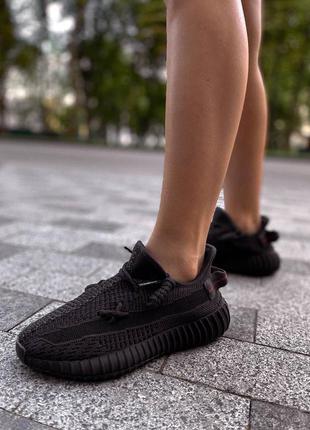 Adidas yeezy 350 v2 black (рефлективные шнурки) ♦️женские кроссовки адидас изи буст3 фото