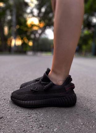 Adidas yeezy 350 v2 black (рефлективные шнурки) ♦️женские кроссовки адидас изи буст5 фото