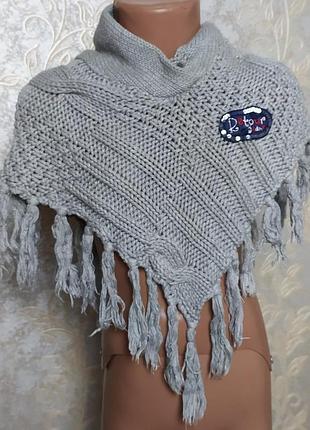 Накидка, пончо дитяче. стан відмінний. б/у. від 2 до 7 років підійде