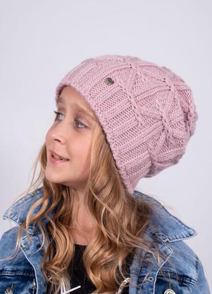 Шапка для девушки вязаная зимняя 52/56