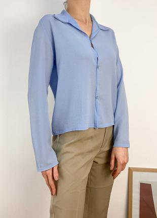Голубая блуза с v-подобным  вырезом5 фото