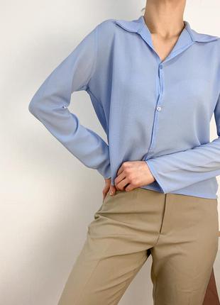 Голубая блуза с v-подобным  вырезом6 фото