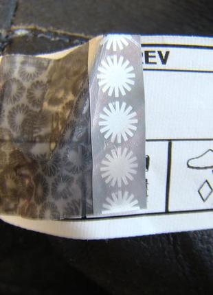 Сапоги женские кожаные демисезонные угги черные ugg (размер 37)10 фото
