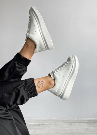 Alexander mcqueen white жіночі кросівки 🆕 олександр маквин білі