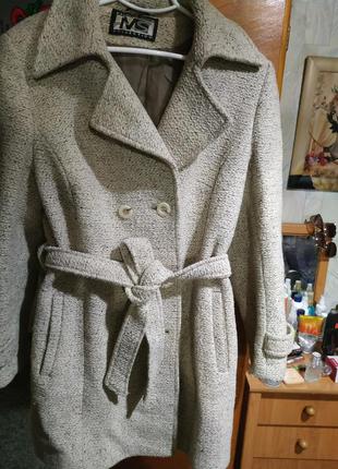 Шерстяное пальто.1 фото