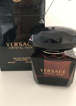 Versace crystal noir

парфюмированная вода

 90 ml2 фото