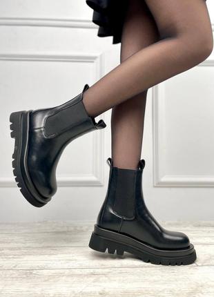 На флісі теплі черевики шкіряні