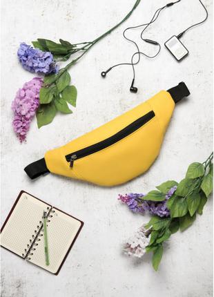 Поясная, наплечная женская сумка бананка белая на пояс, через плечо матовая экокожа7 фото