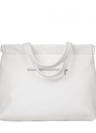 Вместительная белая женская сумка шоппер с двумя ручками из матовой экокожи9 фото