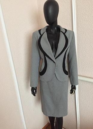 Женский костюм юбка пиджак новый жакет sassofono italy gizia