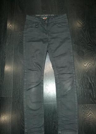 Джинсы на девочку 8 лет, р. 128