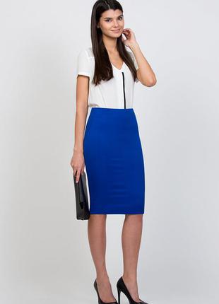 Очень красивая и стильная брендовая юбка-миди.5 фото