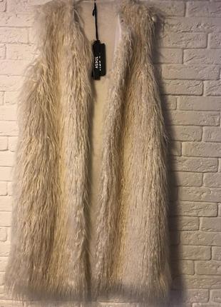 Безрукавка «під ламу», італія