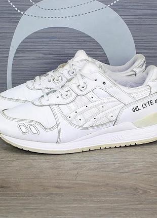 Кроссовки asics