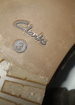 Сапоги кожаные clarks uk3d 35р. для девочки деми, коричневые6 фото