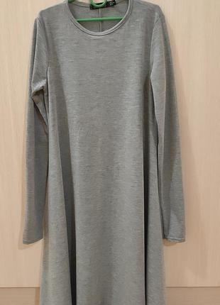Платье для девочки трикотажное серого цвета "boohoo", англия